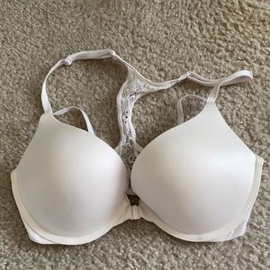 Victoria’s Secret Front Clip Bra